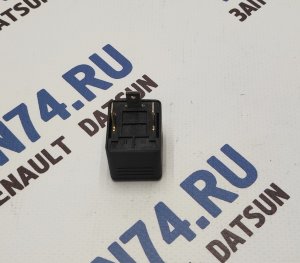 Реле поворота 3 контакта ВАЗ 2113, ВАЗ 2114, ВАЗ 2115 АВАР Реле указателя поворота 3 контакта для Лада Калина 1117, 1118, 1119, Лада Приора 2170, 2171, 2172 Lada Priora, Лада Калина 2 (2192, 2194), Лада Гранта (2190, 2191) Lada Granta, Датсун ВАЗ 2108, 2109, 21099. 2110, 2111, 2112, 2113, 2114, 2115,  Chevrolet Niva 2123 Шевроле Нива.