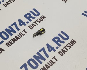 Лампа безцокольная светодиодная W5W ВАЗ 2121, Нива КИТАЙ Безцокольная светодиодная лампа 5 SMD элементов. Используется в габаритах, повторителях поворота (если стекло повторителя оранжевого цвета), подсветки номерного знака, освещении салона.